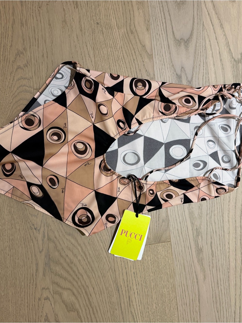 Emilio Pucci One-Shoulder Occhi Geometric Pink Black Tan Swimsuit - Picture 5 of 7